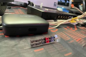 宝马330i敞篷.宝马330i敞篷音响