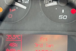 依维柯汽车报价︰(依维柯汽车报价17座柴油版)