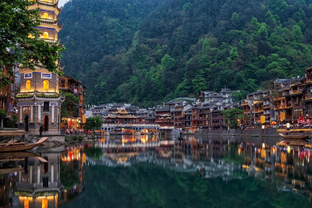 湖南的旅游景点,湖南的旅游景点有哪些最出名-第3张图片