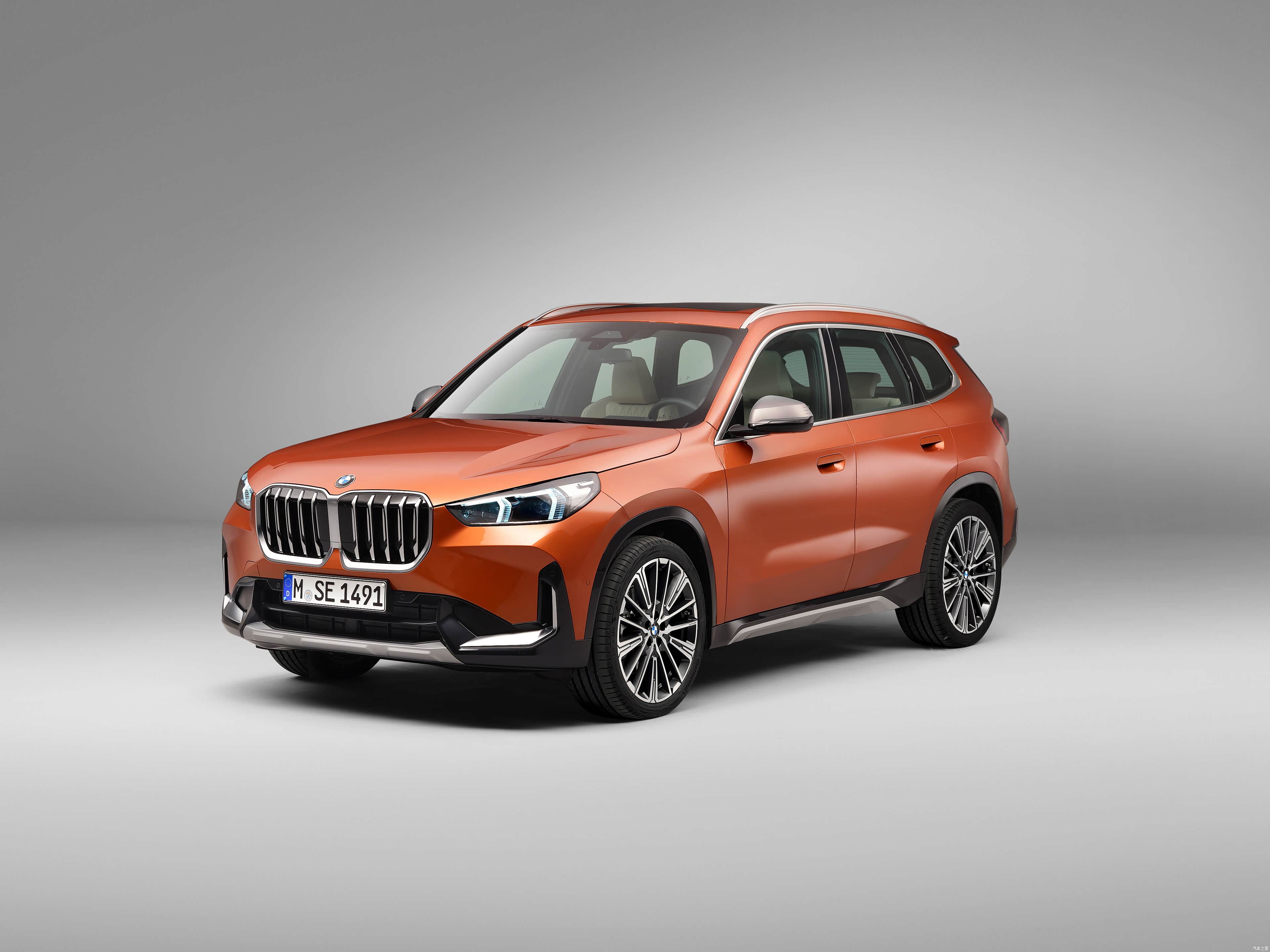宝马x1越野车,宝马 suv x1-第3张图片