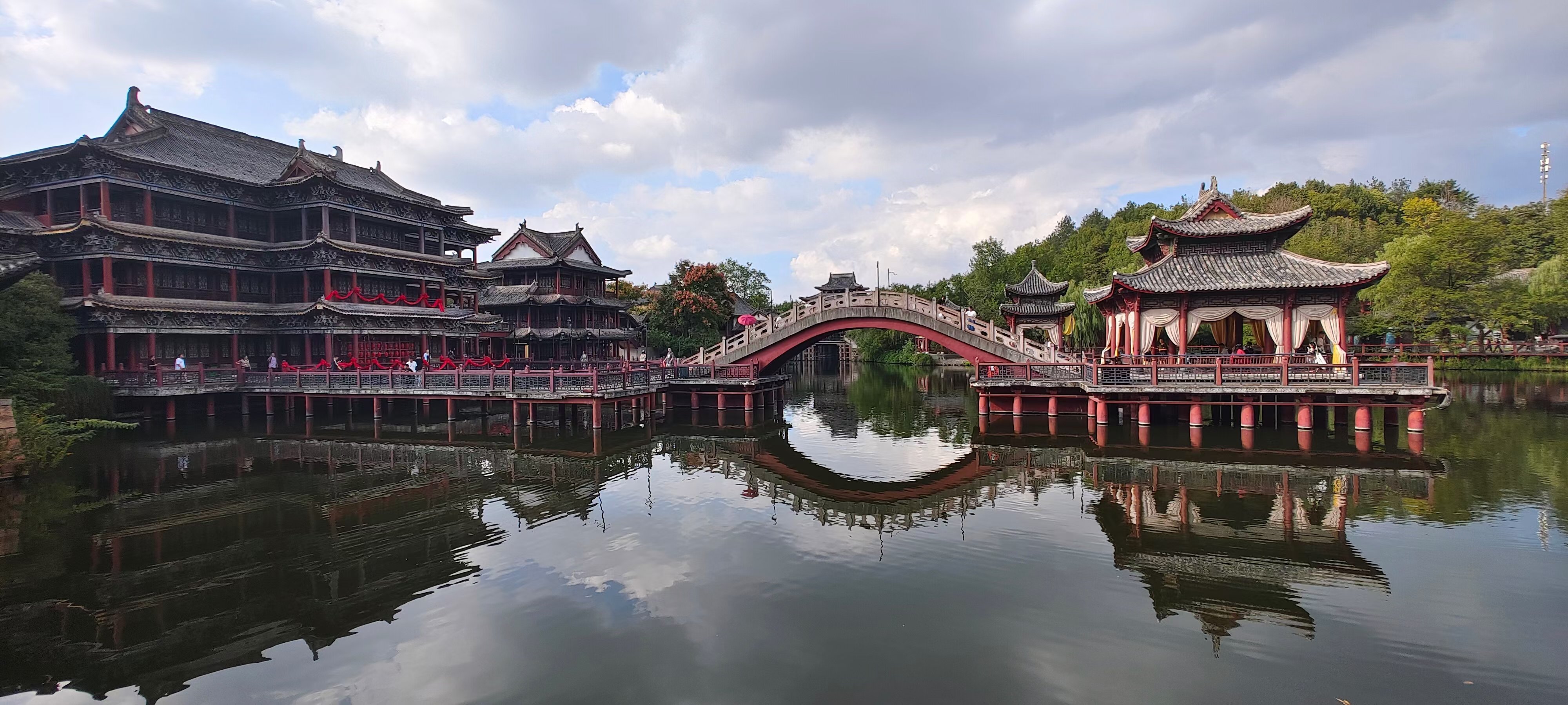 横店旅游.横店旅游景点-第1张图片