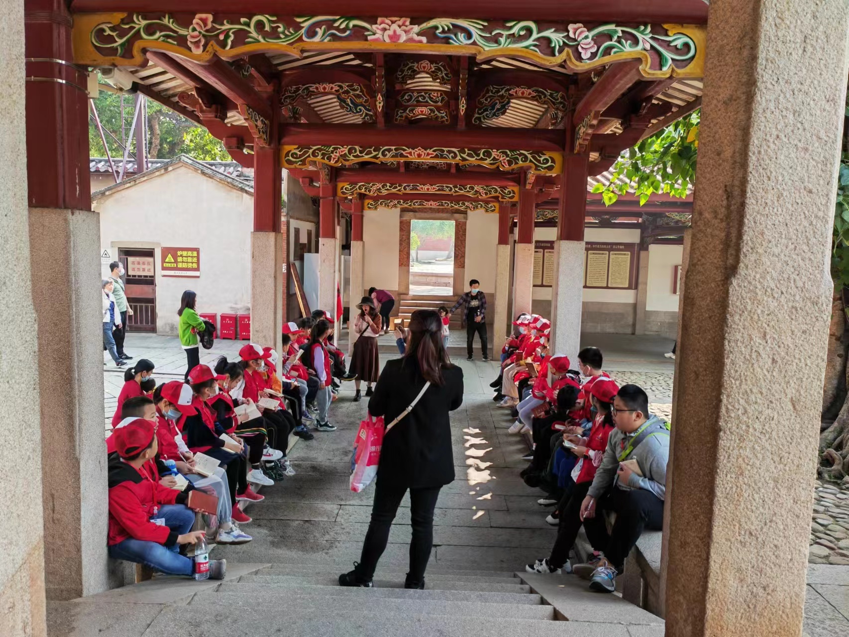 泉州旅游︰(泉州旅游4路公交车路线)-第2张图片