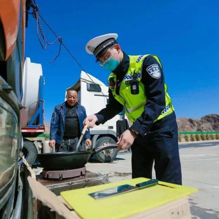 疫情卡车封路地区文案〃卡车司机疫情封高速-第1张图片